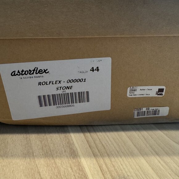 NWB Astroflex Rolflex Stone Brown Suede Chelsea Boots Men's Size 44 - Picture 4 of 10